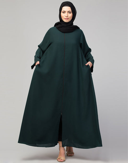 Trendy Basic Abaya with Front Zip for Everyday Comfort In the Color Green